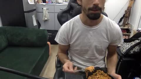 Snapshot of stringin69 chatting on 02-10-26, 12:04 stringin69 online show from 02-10-26, 12:04