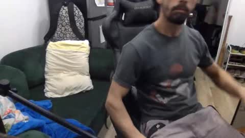 Snapshot of stringin69 chatting on 02-18-26, 08:10 stringin69 online show from 02-18-26, 08:10