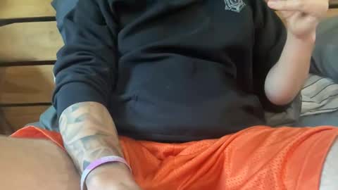 stroking33again online show from 10-02-25, 02:13