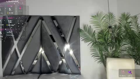 Alexa   online show from 11-20-25, 10:37