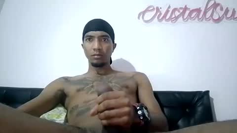 Snapshot of stronganddelicious chatting on 10-02-25, 11:17 stronganddelicious online show from 10-02-25, 11:17