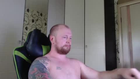 Snapshot of strongass18 chatting on 06-05-26, 11:49 Alex online show from 06-05-26, 11:49