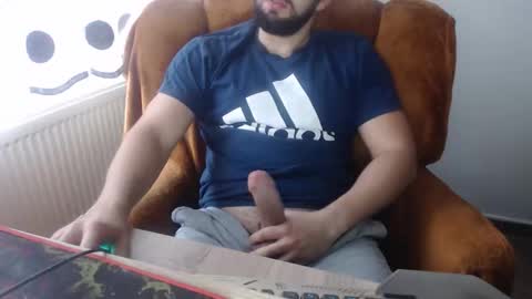 Snapshot of strongcoffee10 chatting on 11-18-25, 08:08 StrongCoffee online show from 11-18-25, 08:08