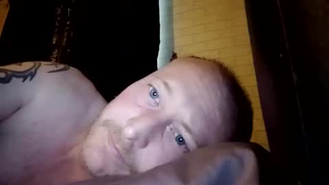 Snapshot of stu_art83 chatting on 05-06-26, 06:46 stu_art83 online show from 05-06-26, 06:46