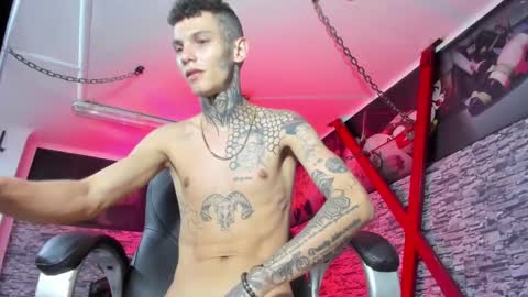 stuart_boy_ online show from 12-16-24, 10:03