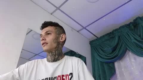 stuart_boy_ online show from 12-18-24, 03:58