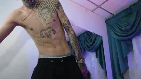 stuart_boy_ online show from 12-21-24, 04:19