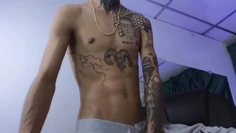 stuart_boy_ online show from 01-11-25, 03:34