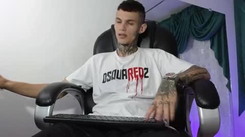 stuart_boy_ online show from 01-12-25, 04:10