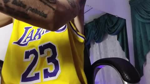 stuart_boy_ online show from 01-14-25, 03:22