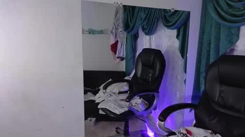 stuart_boy_ online show from 01-14-25, 06:24