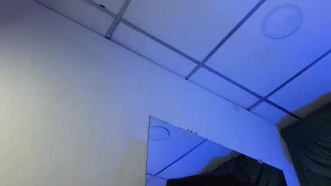 stuart_boy_ online show from 01-19-25, 07:04