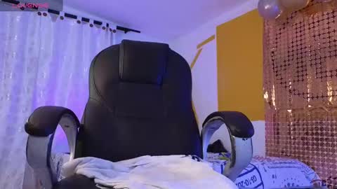 stuart_boy_ online show from 01-23-25, 04:52