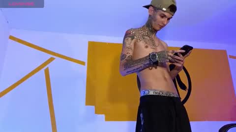 stuart_boy_ online show from 02-06-25, 09:00