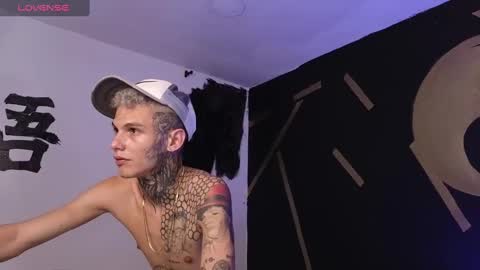 stuart_boy_ online show from 03-08-25, 11:28