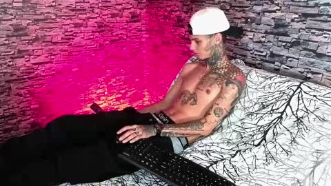 stuart_boy_ online show from 09-16-25, 03:07