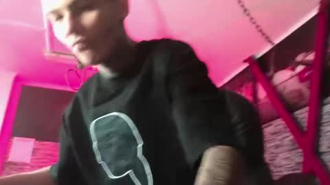 stuart_boy_ online show from 10-02-25, 02:29