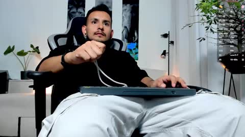 Samuel online show from 02-12-26, 02:39