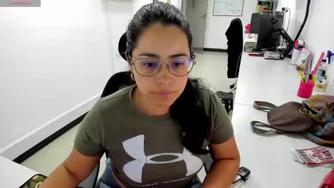 Snapshot of studcb_ chatting on 05-02-26, 10:37 studcb_ online show from 05-02-26, 10:37