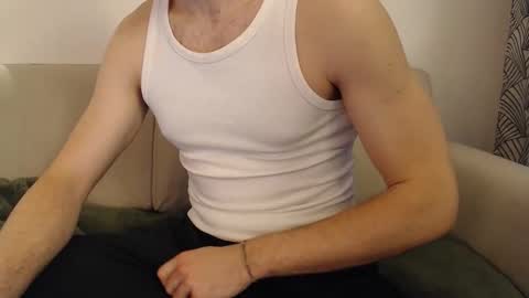 Stud From Paris online show from 02-26-26, 04:17