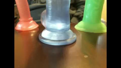 Snapshot of studinto chatting on 02-18-25, 09:53 BadBrad online show from 02-18-25, 09:53