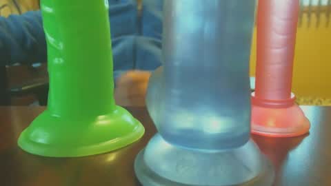 Snapshot of studinto chatting on 02-26-25, 10:42 BadBrad online show from 02-26-25, 10:42