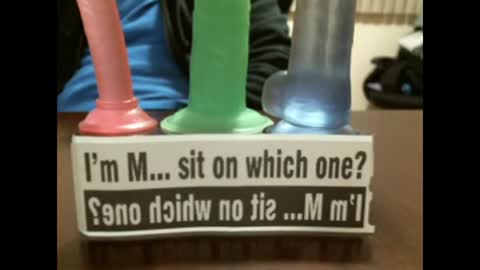 Snapshot of studinto chatting on 11-21-25, 06:45 BadBrad online show from 11-21-25, 06:45