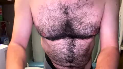 Snapshot of stuffsarecool chatting on 03-10-26, 05:01 Charlie online show from 03-10-26, 05:01