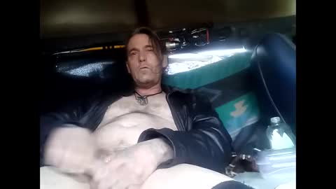 Snapshot of stuntcockdouble chatting on 02-13-25, 07:52 stuntcockdouble online show from 02-13-25, 07:52