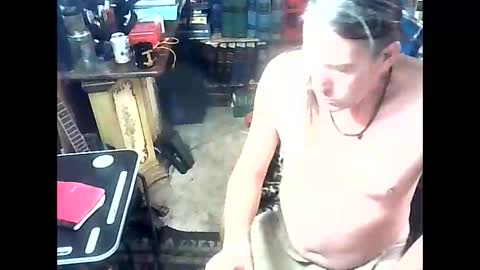 Snapshot of stuntcockdouble chatting on 10-05-25, 10:35 stuntcockdouble online show from 10-05-25, 10:35