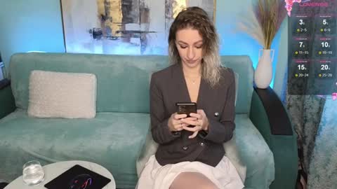 Su4e4ka555 online show from 01-11-25, 09:47