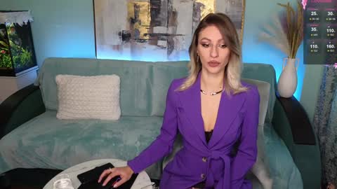 Su4e4ka555 online show from 01-14-25, 09:56