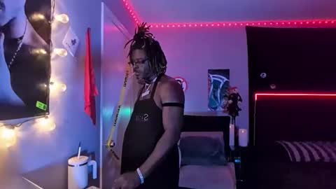 Hot Chocolate online show from 11-23-25, 03:39