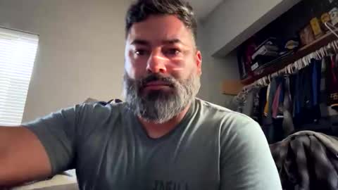 Snapshot of suavecito67 chatting on 06-09-26, 02:12 suavecito67 online show from 06-09-26, 02:12