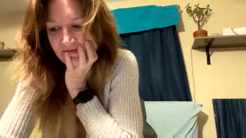 Snapshot of sub4you69brat chatting on 02-21-25, 02:50 sub4you69brat online show from 02-21-25, 02:50