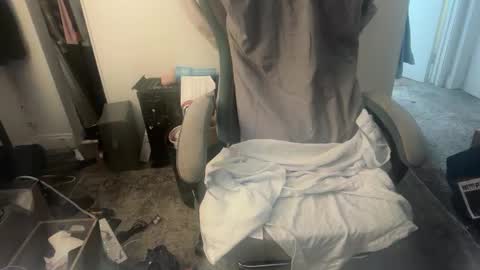 sub_boy221059 online show from 11-02-25, 11:07