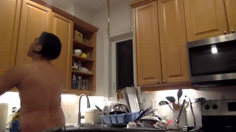 Snapshot of sub_boy305 chatting on 12-22-25, 04:20 sub boy305 online show from 12-22-25, 04:20