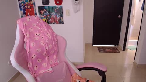 sub_nezuko_69 online show from 10-01-25, 03:07