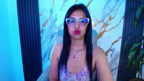 sub_scarlett_ online show from 03-09-26, 01:15