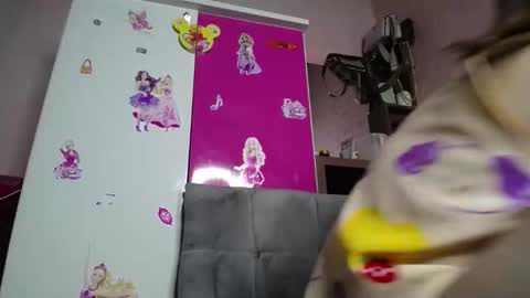 Snapshot of subeozz chatting on 05-25-26, 01:22 subeozz online show from 05-25-26, 01:22