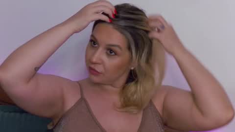 Carla online show from 09-11-25, 07:30