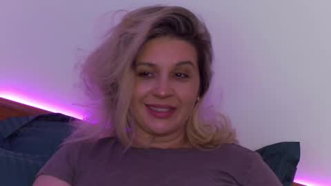 Carla online show from 09-12-25, 09:59