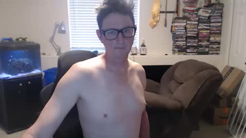 do i have lil tits or pecs online show from 12-20-25, 10:28