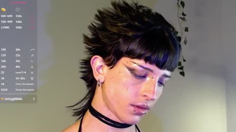 Snapshot of succubot chatting on 10-26-25, 05:24 Angel  online show from 10-26-25, 05:24