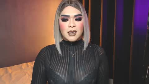 Snapshot of suckablecockoffreya chatting on 01-27-25, 10:06 JADE ELYSE online show from 01-27-25, 10:06