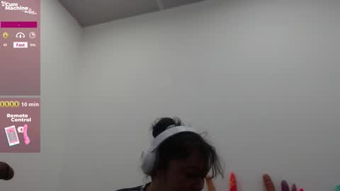 Sucky  online show from 02-04-26, 12:22