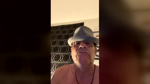 SUCKITU812 online show from 03-29-26, 07:08