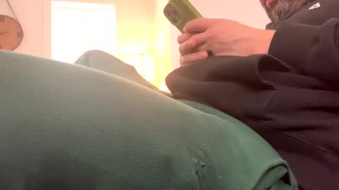 Snapshot of suckm3dry07 chatting on 02-27-25, 04:32 suckm3dry07 online show from 02-27-25, 04:32