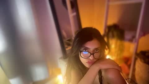 SaraSabeen online show from 12-17-24, 10:43