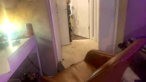 SaraSabeen online show from 12-18-24, 01:12